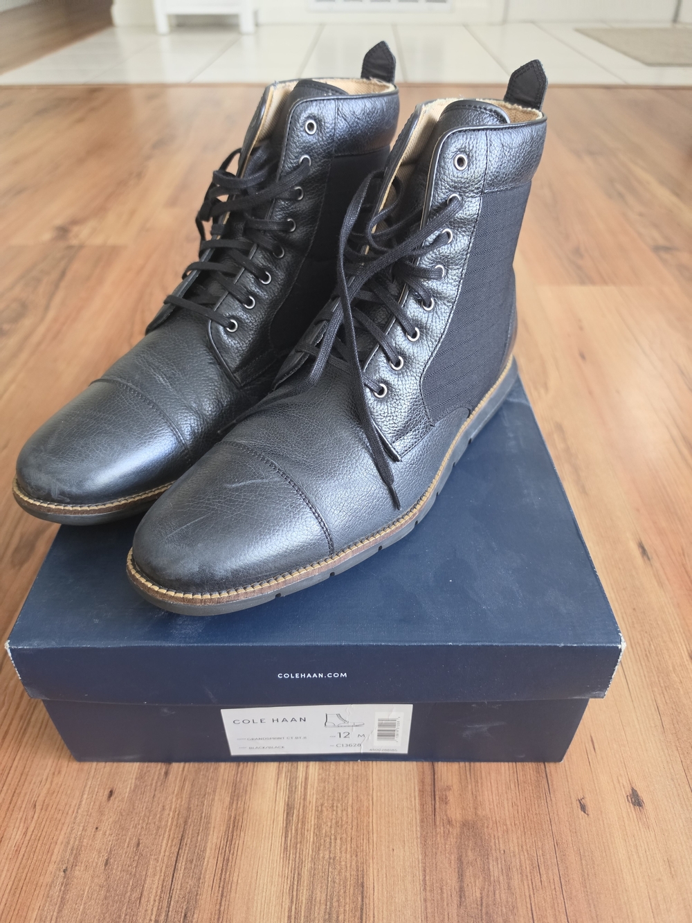 Cole Haan Black Leather Men’s Lace-Up Cap-Toe Boots